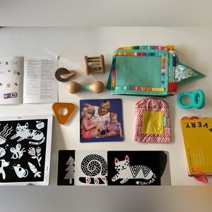 Lovevery Play Kit - The Charmer - 3-4 Months